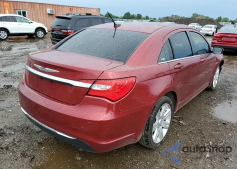 2011 Chrysler 200 Touring z USA, uszkodzony, nr VIN 1C3BC1FB1BN569013